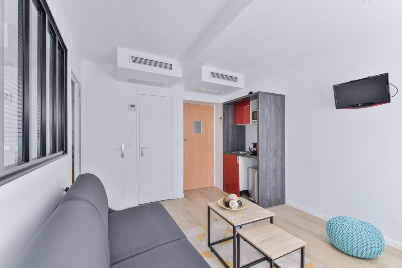 Beautiful Flat Next To Saint Lazare Opera Apartment Париж Екстериор снимка